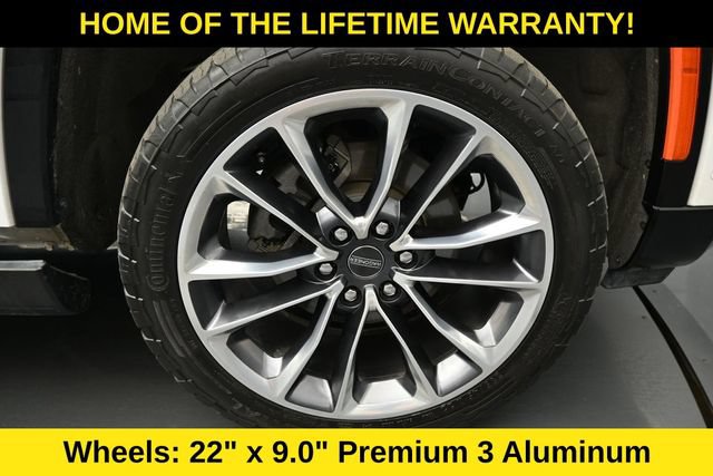 Used 2023 Jeep Wagoneer L Series III w/ Premium Group I AWD/4WD image 47