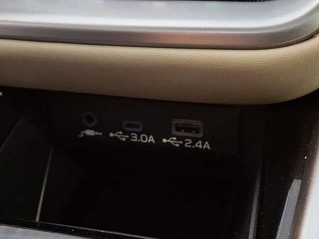Certified 2025 Subaru Legacy Limited AWD/4WD image 26