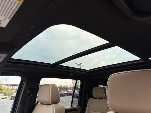 Certified 2023 Chevrolet Suburban Premier image 16