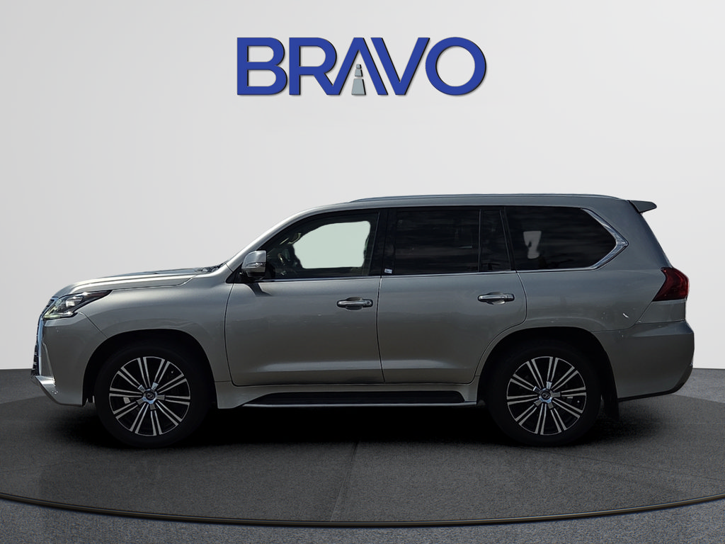 Used 2019 Lexus LX 570 4WD w/ Luxury Package image 2