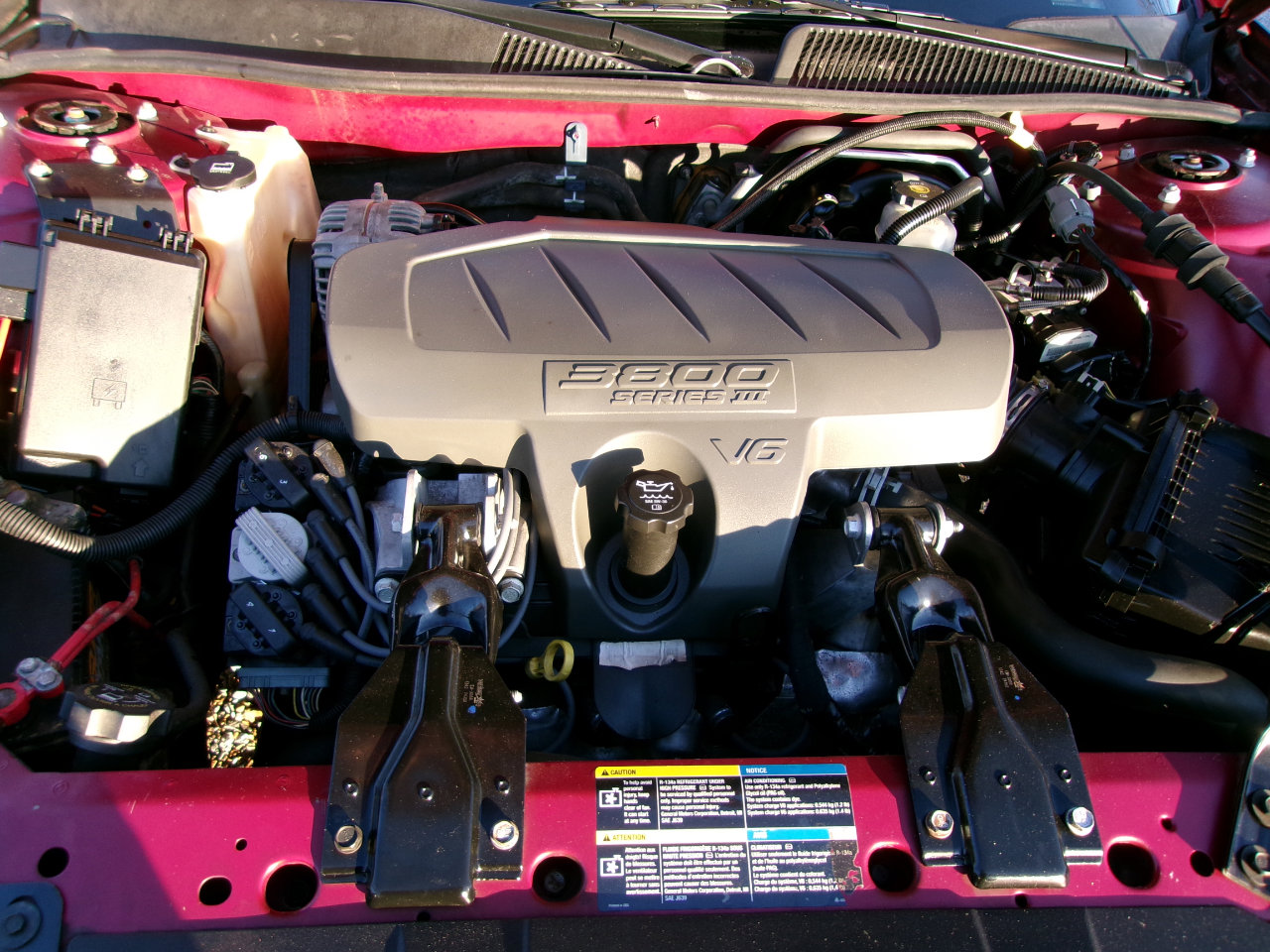 Used 2006 Buick LaCrosse CX image 2