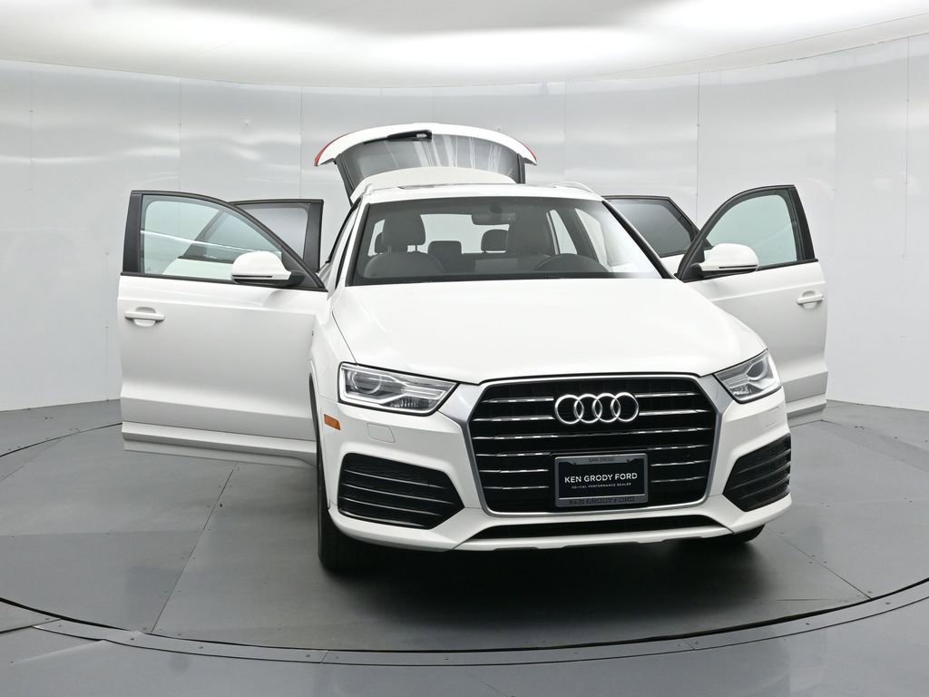 Used 2018 Audi Q3 2.0T Premium w/ Convenience Package FWD image 32