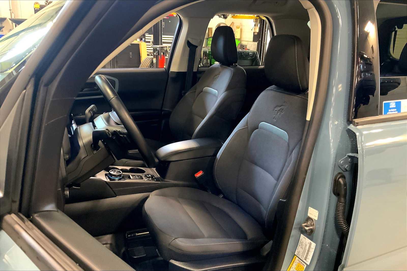 Used 2023 Ford Bronco Sport Badlands image 7