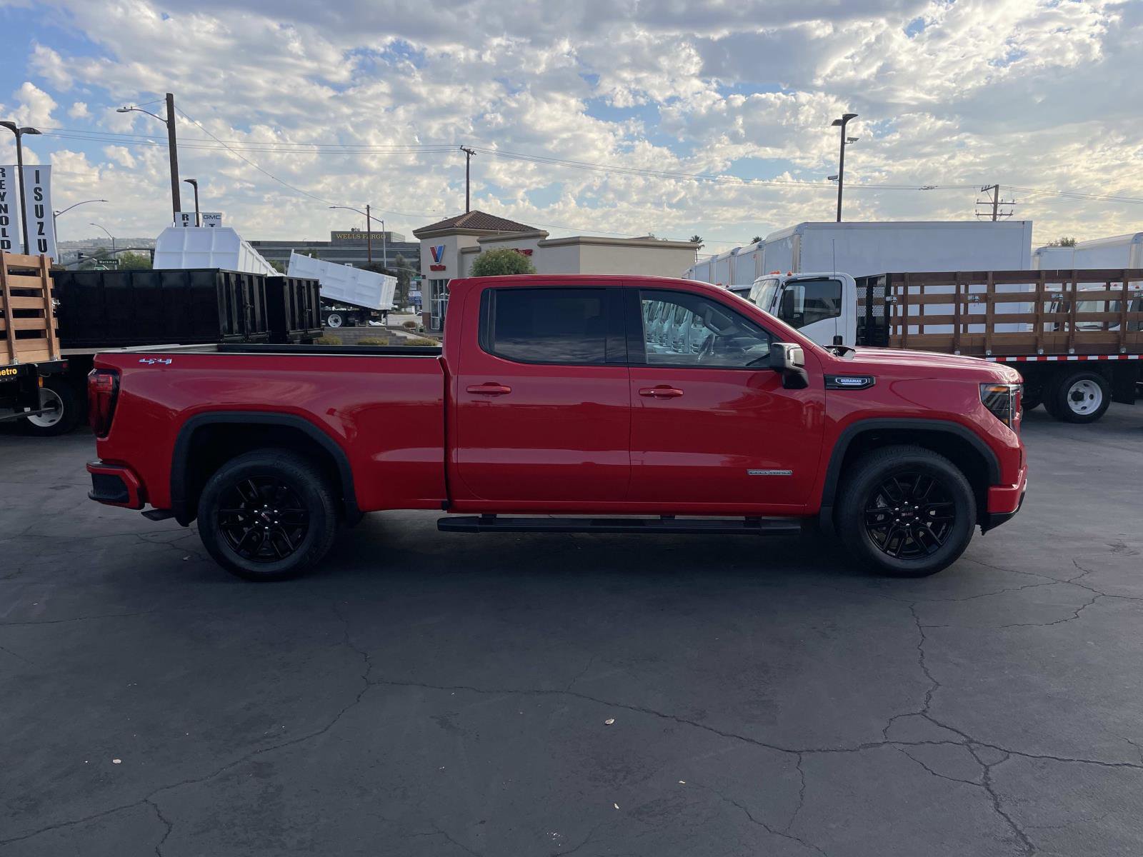 New 2026 GMC Sierra 1500 Elevation w/ Elevation Premium Package image 4