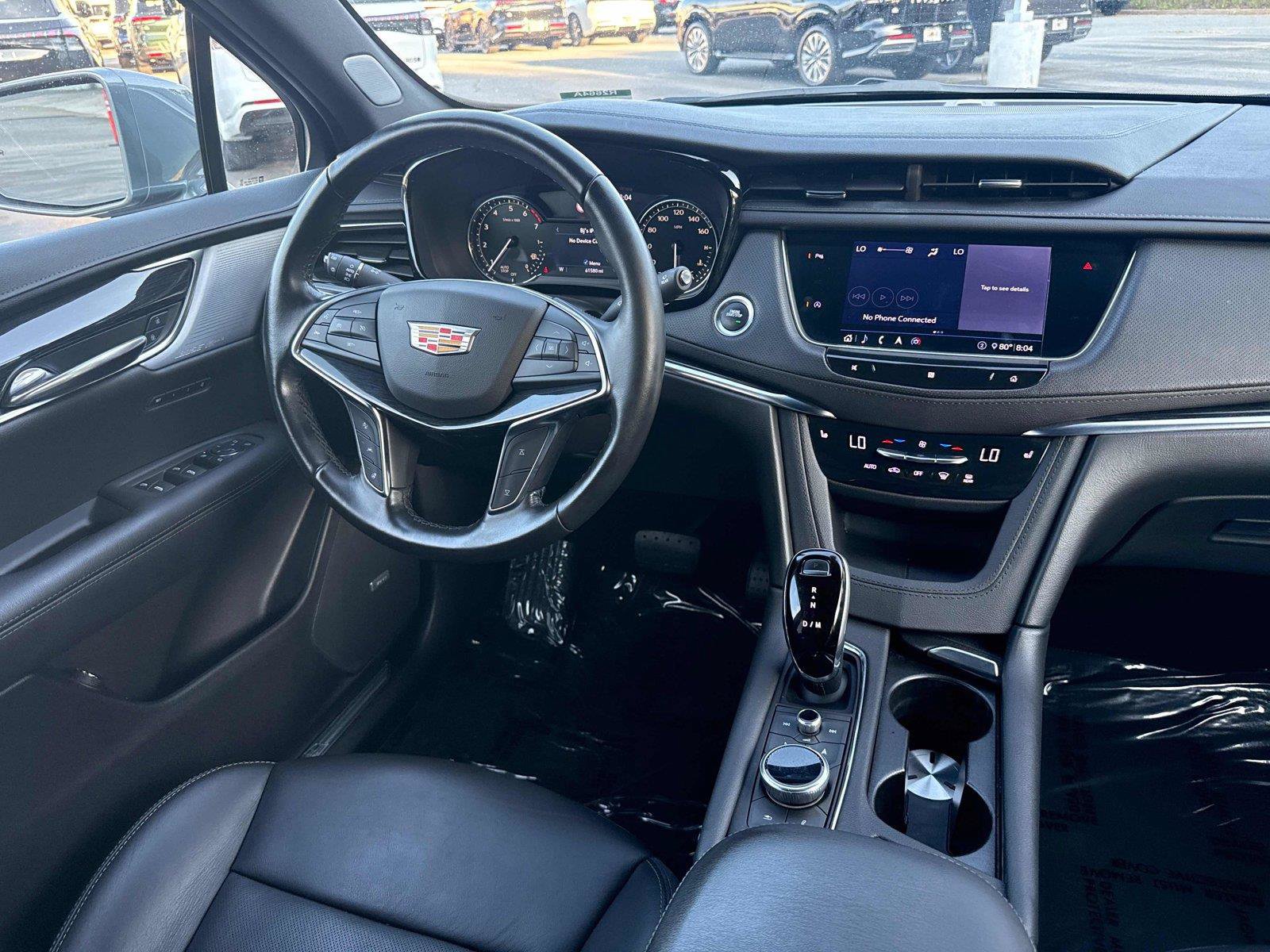 Used 2020 Cadillac XT5 Premium Luxury w/ LPO, Floor Liner Package FWD image 14