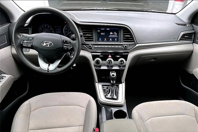 Used 2019 Hyundai Elantra SEL image 15
