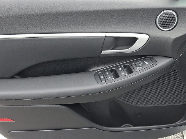 New 2026 Hyundai Sonata SEL AWD/4WD image 12
