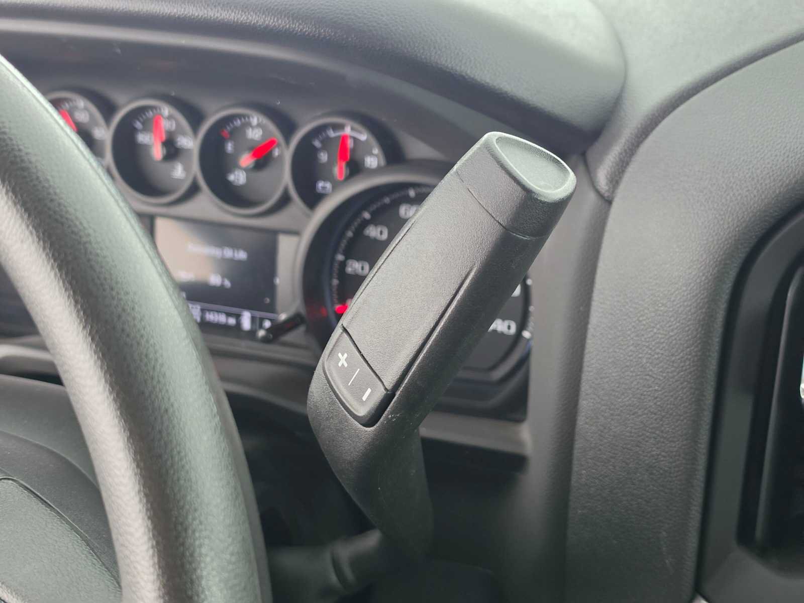 Used 2025 Chevrolet Silverado 1500 Custom Trail Boss AWD/4WD image 33
