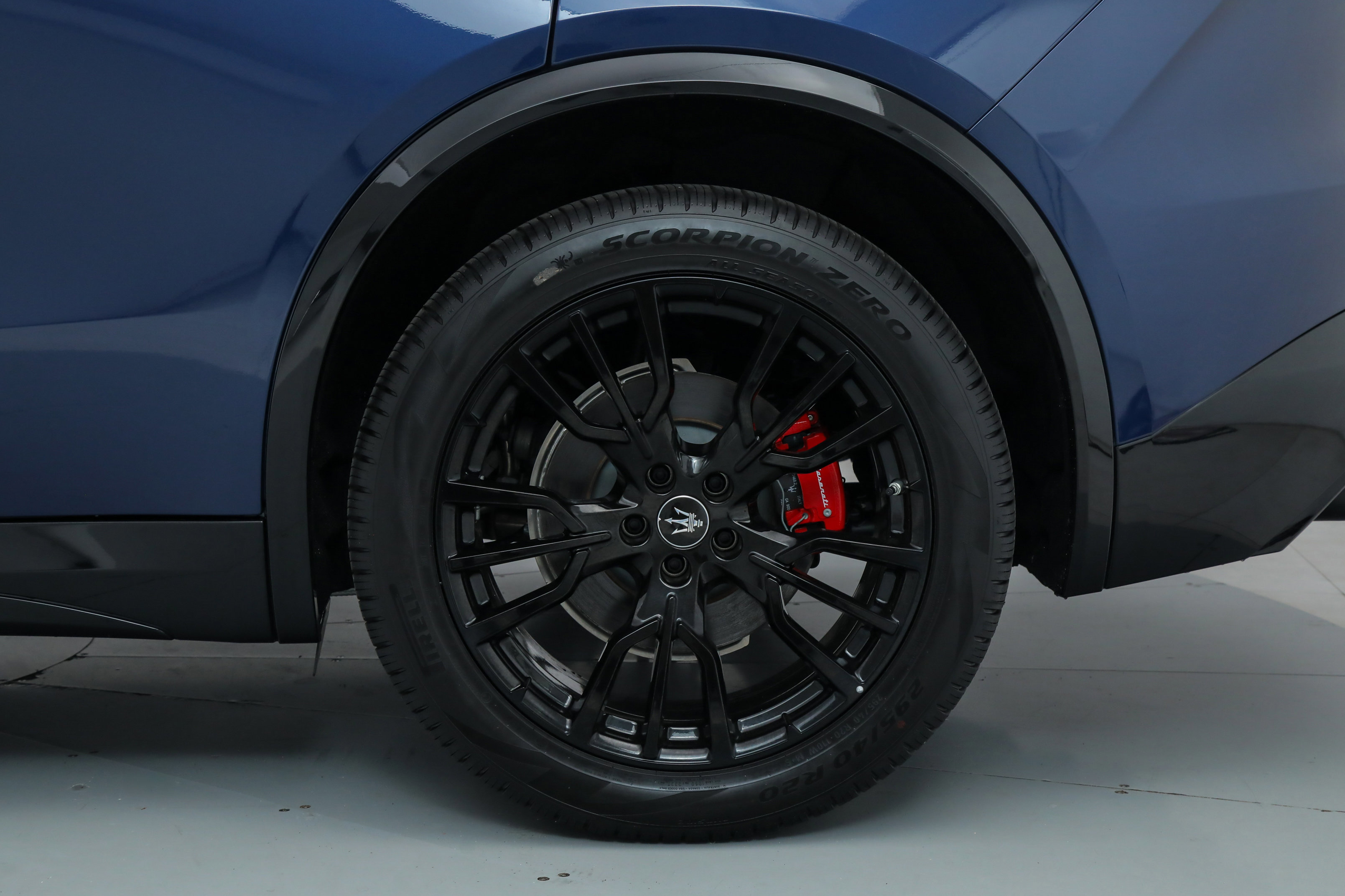 New 2025 Maserati Grecale Modena image 12