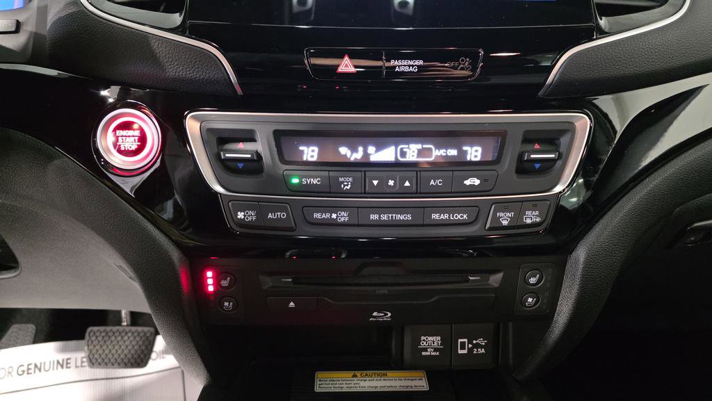 Used 2022 Honda Pilot Black Edition image 30
