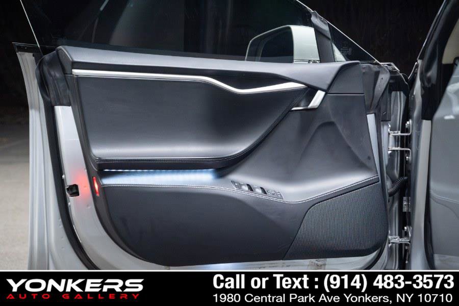 Used 2018 Tesla Model S 75D AWD/4WD image 28
