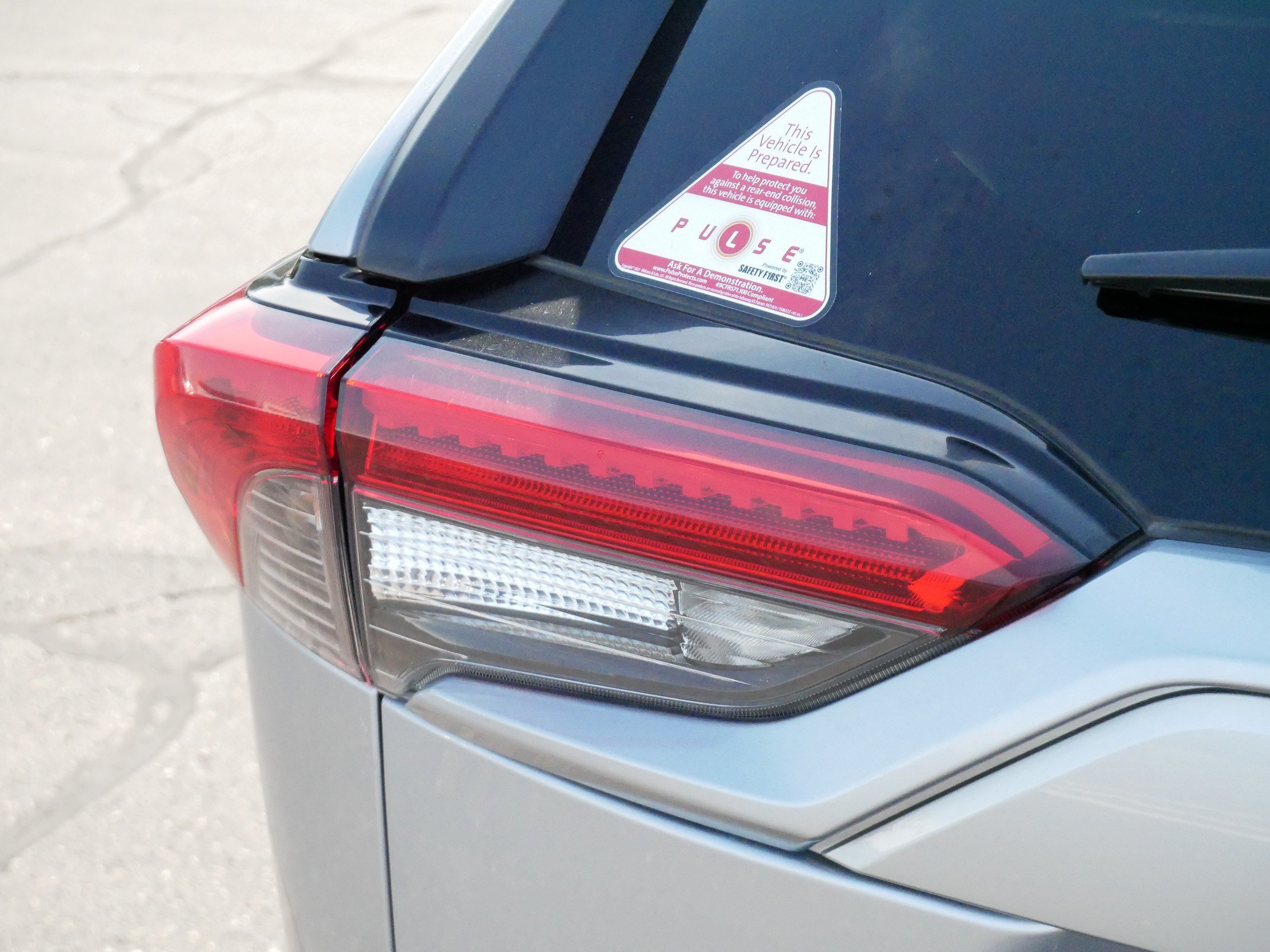 Certified 2025 Toyota RAV4 XLE AWD/4WD image 17