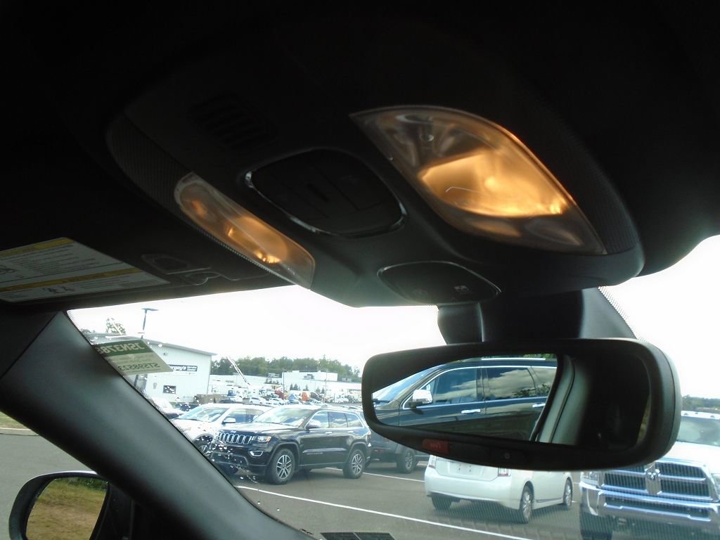 New 2025 Jeep Compass Limited w/ High Altitude Package image 17