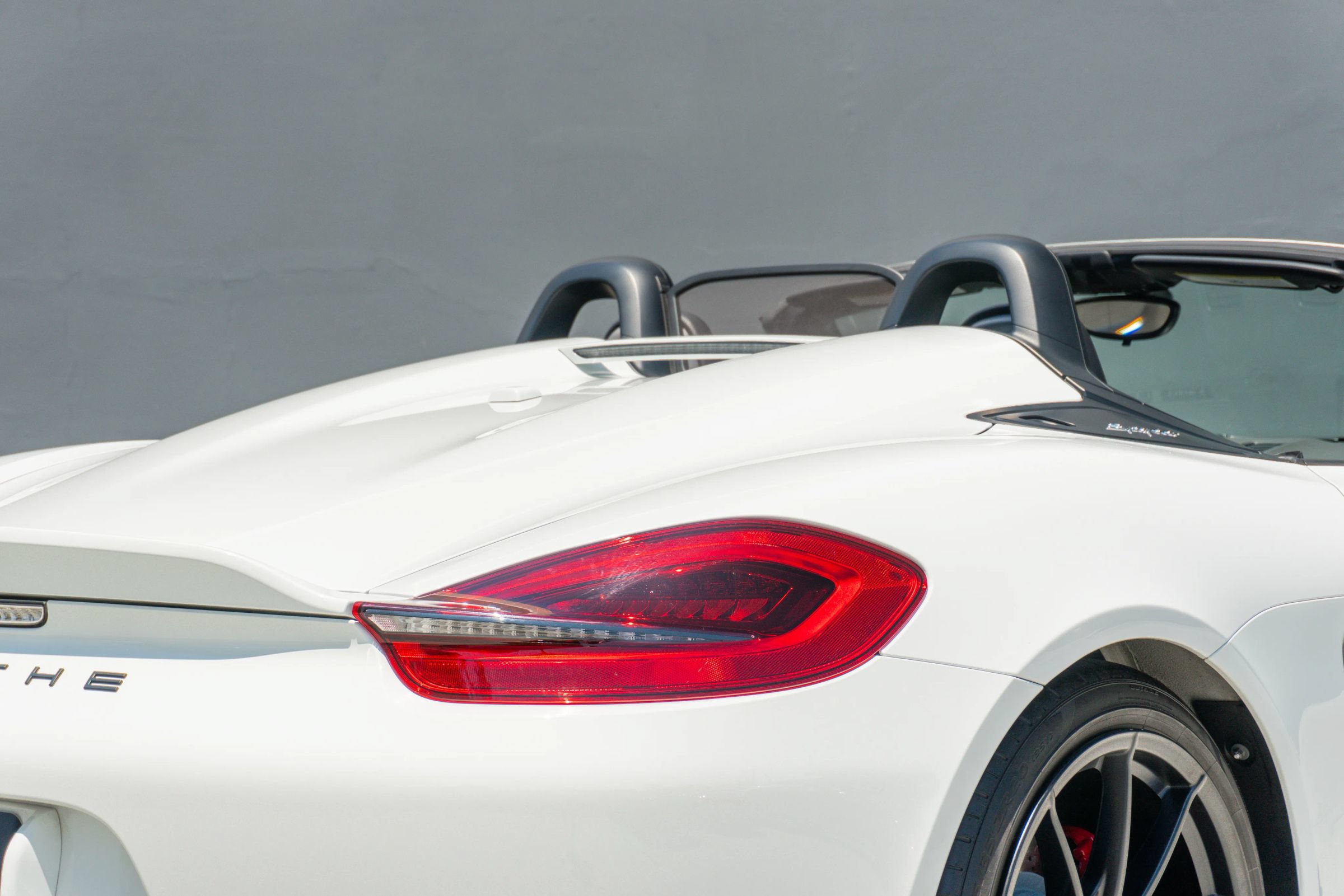Used 2016 Porsche Boxster Spyder RWD image 43