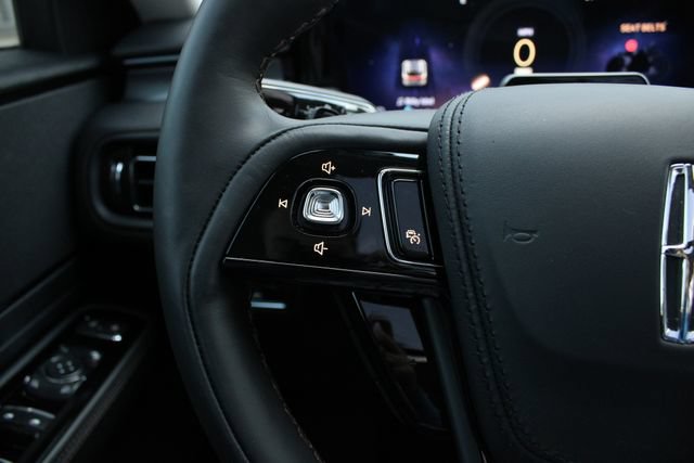 New 2026 Lincoln Aviator AWD image 41