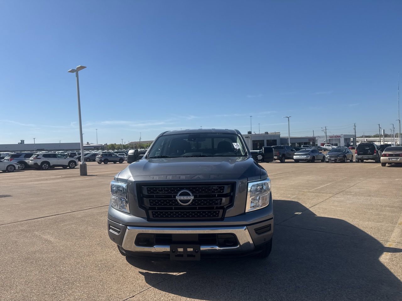 Certified 2024 Nissan Titan SV w/ SV Convenience Package image 5
