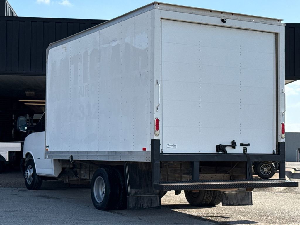 Used 2020 Chevrolet Express 3500 w/ Driver Convenience Package image 6