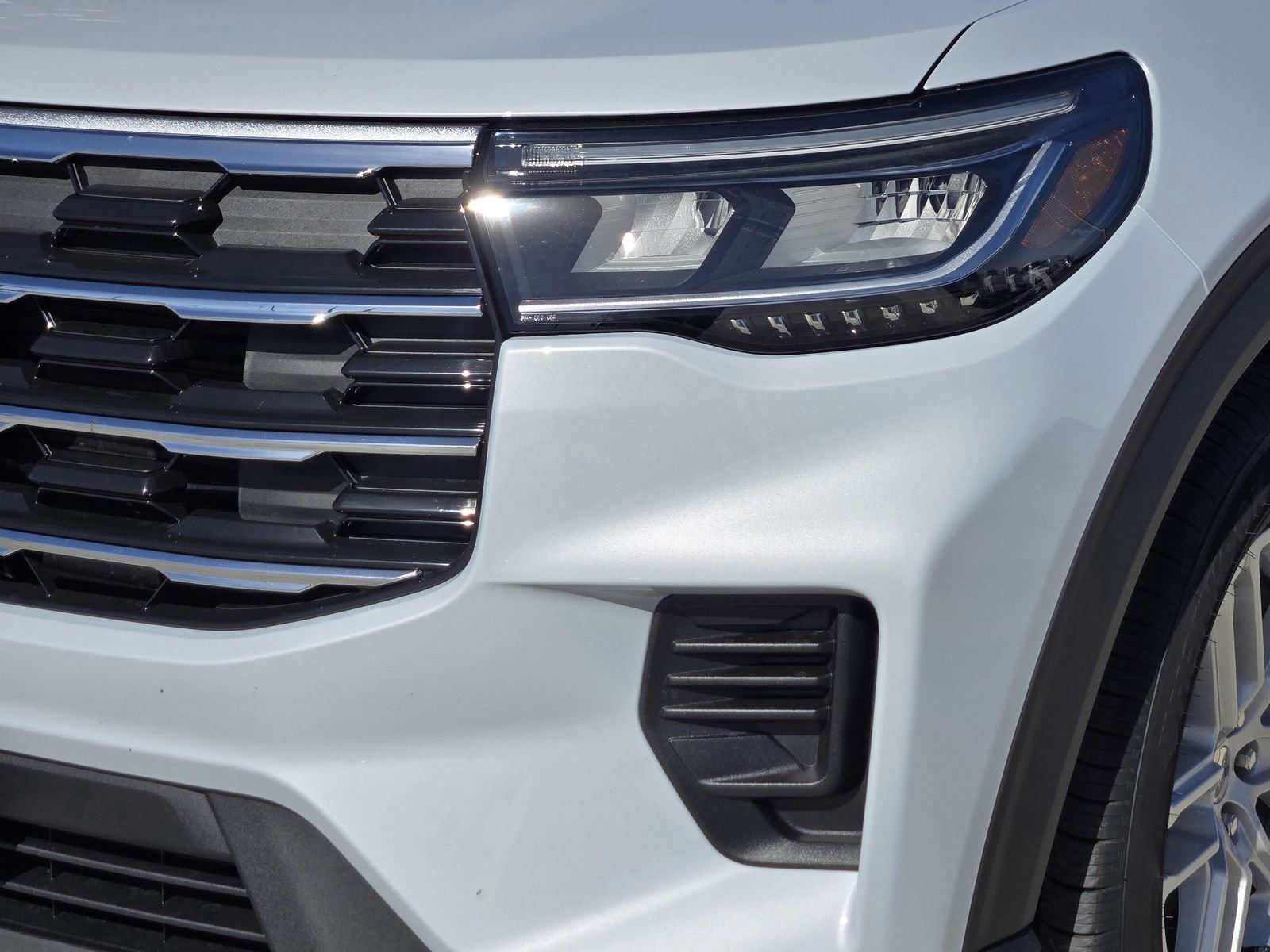 New 2026 Ford Explorer Active image 10