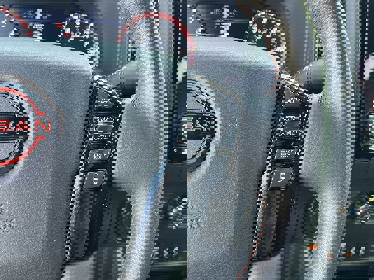 Certified 2023 Nissan Frontier Pro-X w/ Pro-X Premium Package image 13