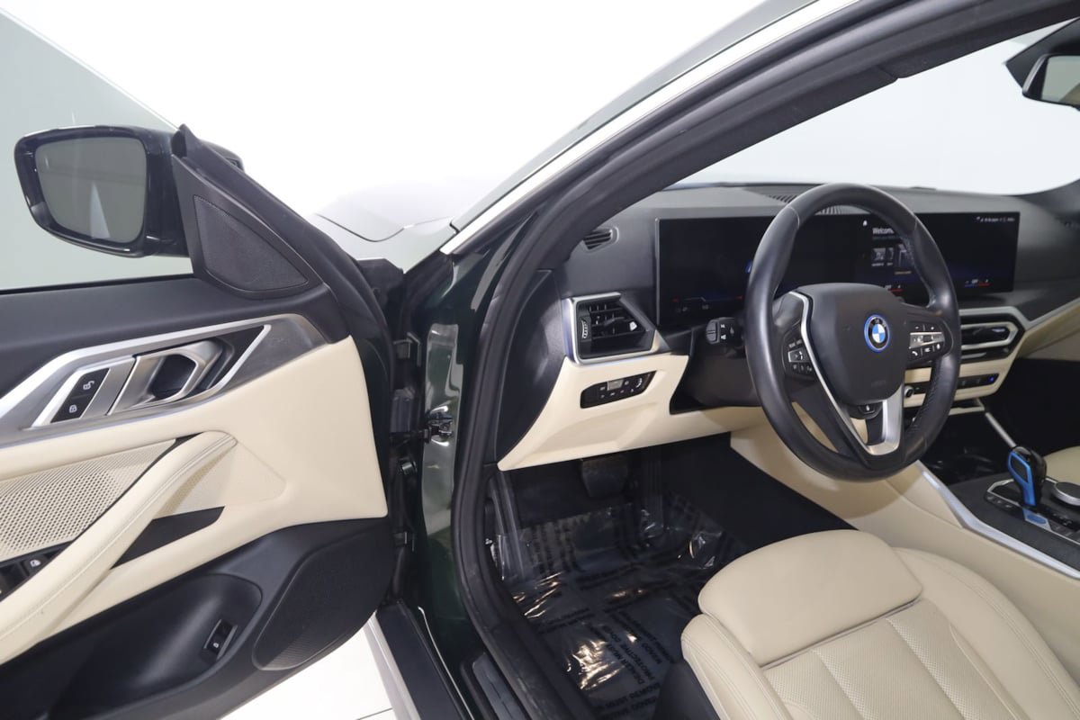 Used 2023 BMW i4 eDrive35 w/ Premium Package RWD image 59