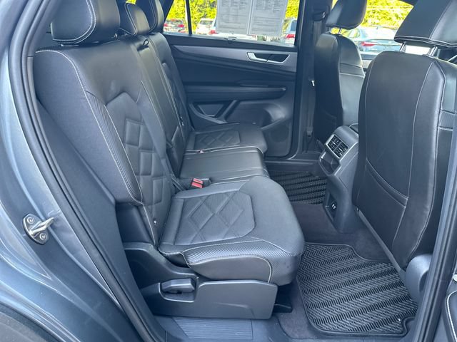 Certified 2024 Volkswagen Atlas Cross Sport SE w/ Panoramic Sunroof Package AWD/4WD image 36