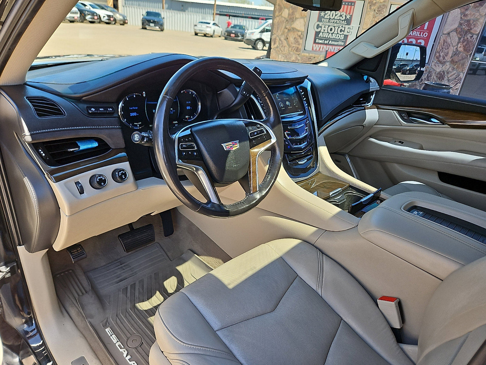 Used 2020 Cadillac Escalade Luxury image 13