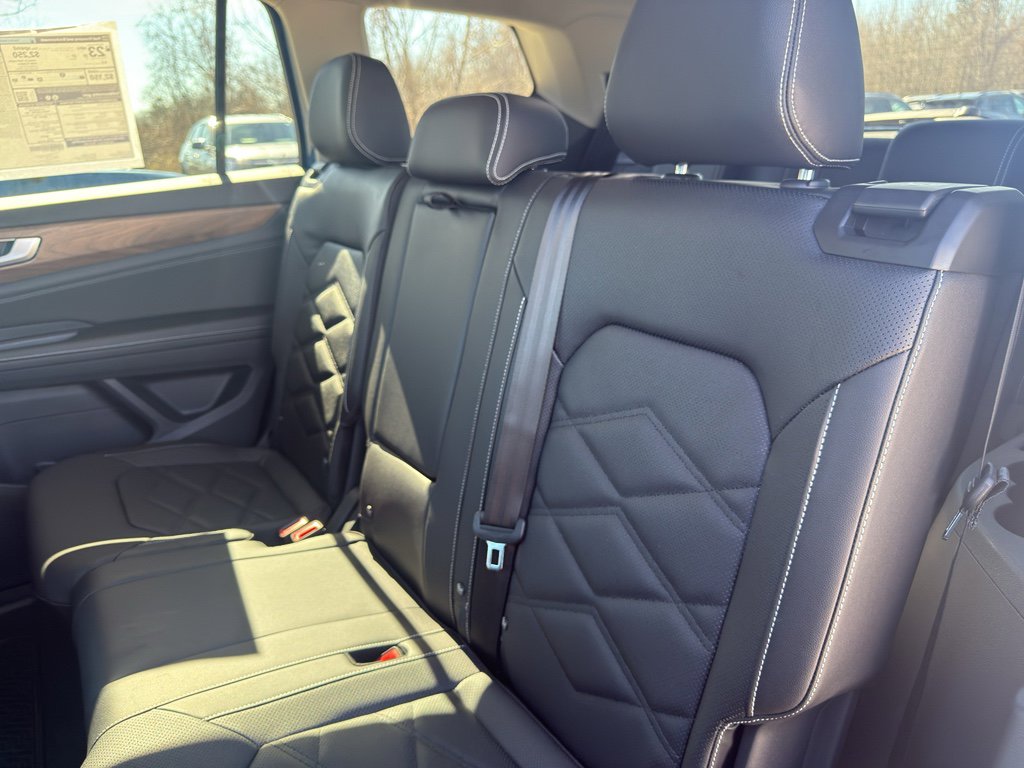New 2026 Volkswagen Atlas SE FWD image 9
