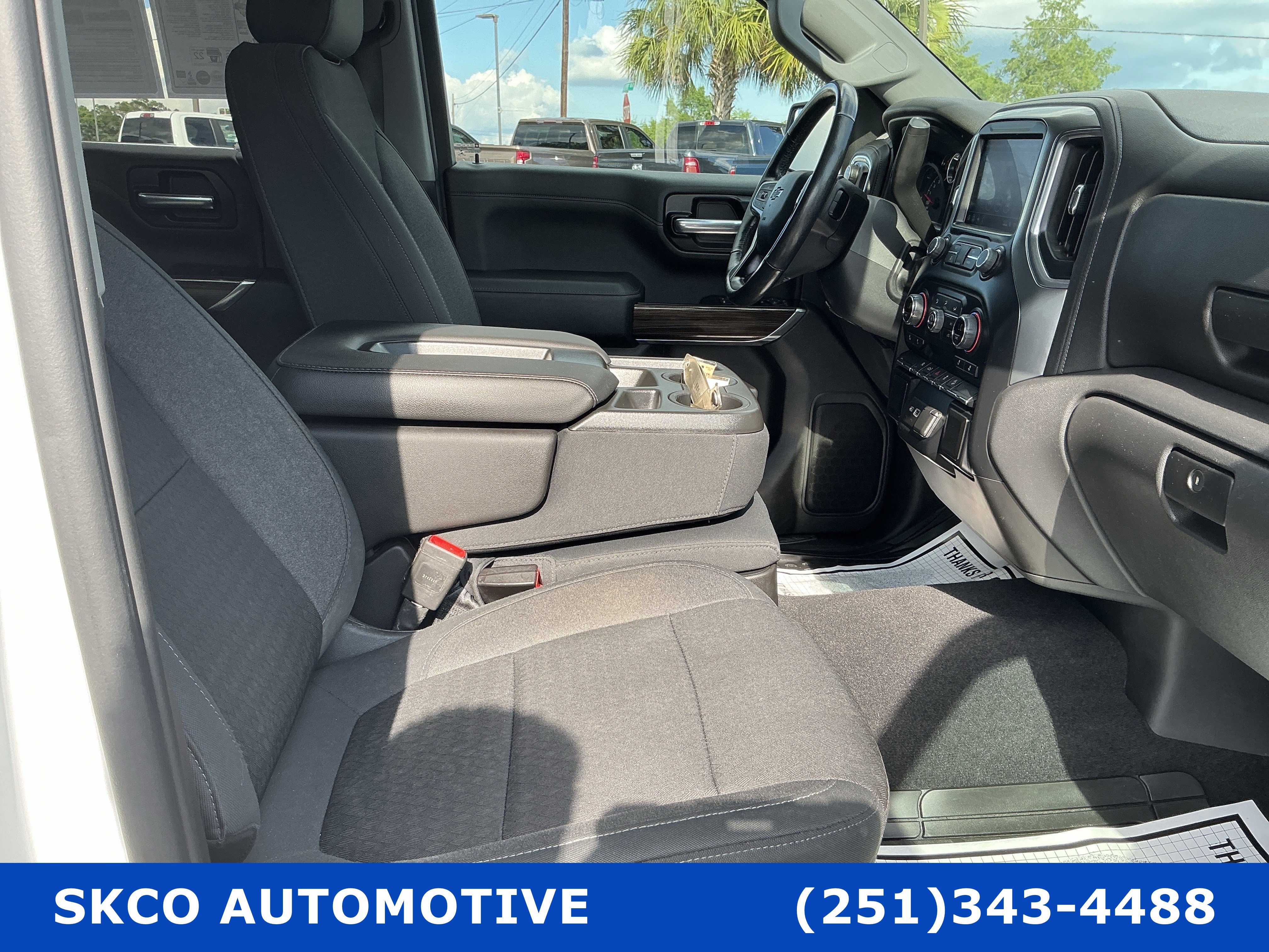 Used 2020 Chevrolet Silverado 1500 RST AWD/4WD image 13
