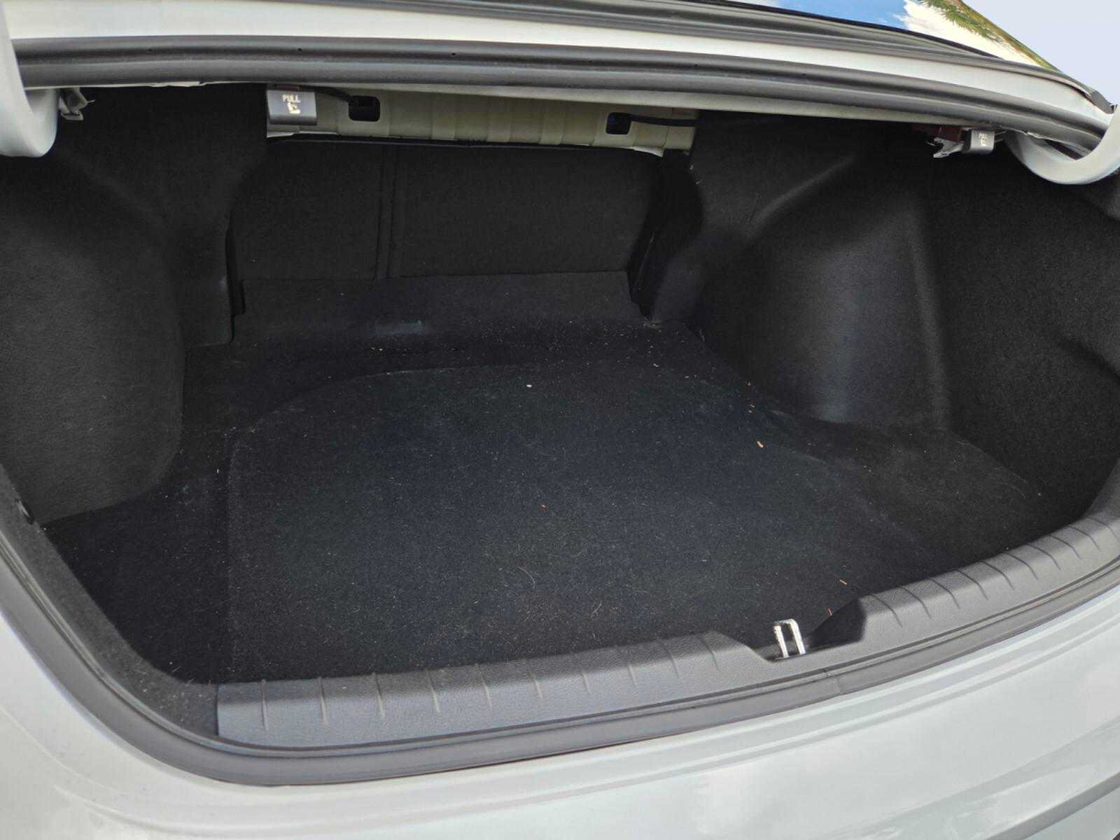Used 2023 Kia K5 GT-Line FWD image 17