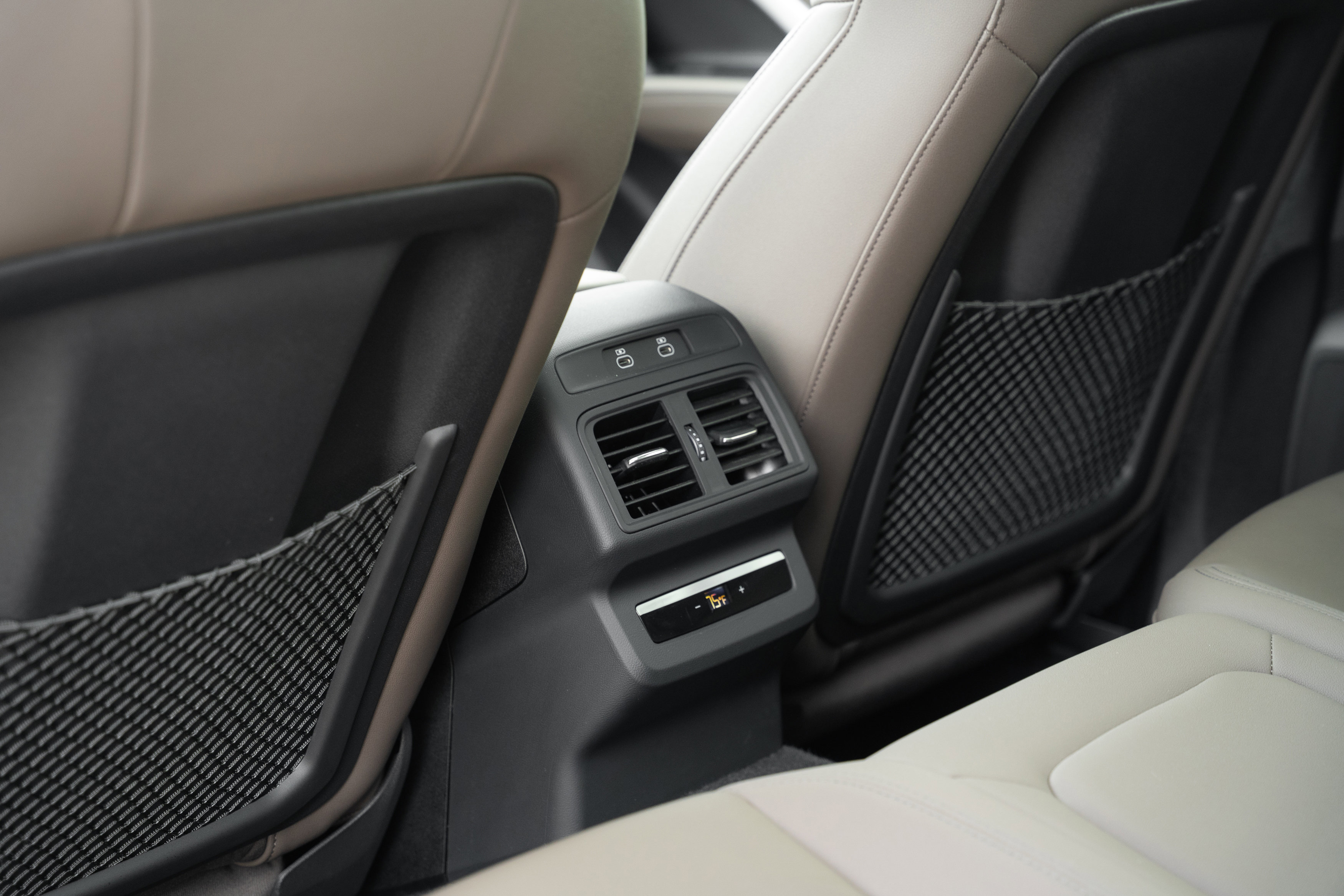 Certified 2025 Audi Q5 Premium Plus w/ Premium Plus AWD/4WD image 27