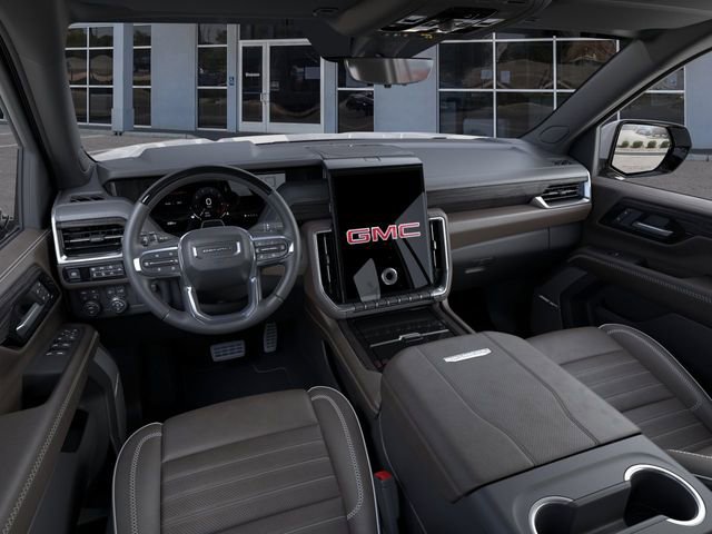 New 2026 GMC Yukon Denali Ultimate w/ LPO, Floor Liner Package AWD/4WD image 15