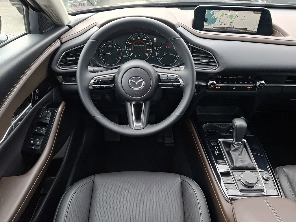 Used 2025 MAZDA CX-30 AWD 2.5 S w/ Premium Package image 11
