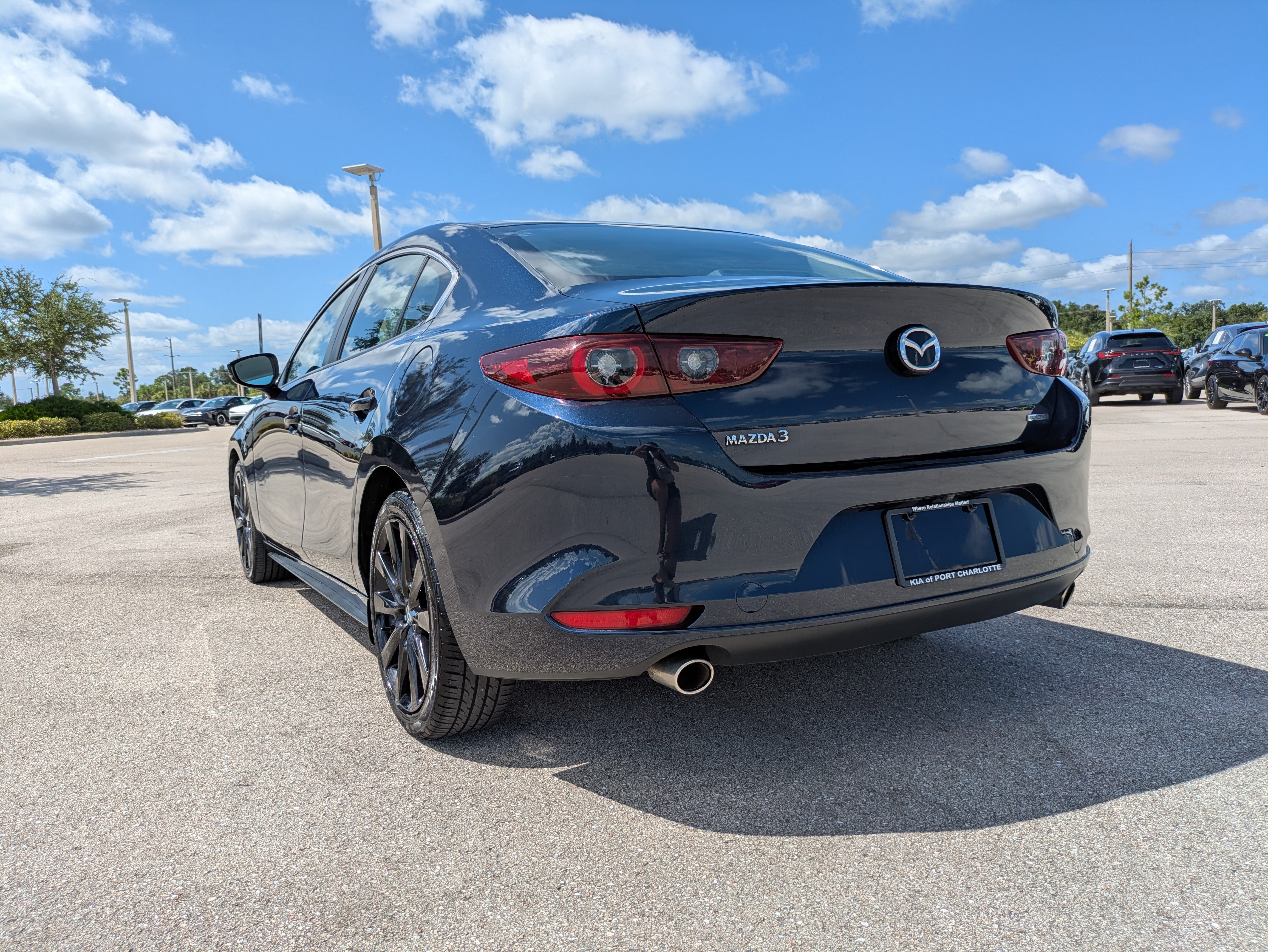 Used 2024 MAZDA MAZDA3 s FWD image 6