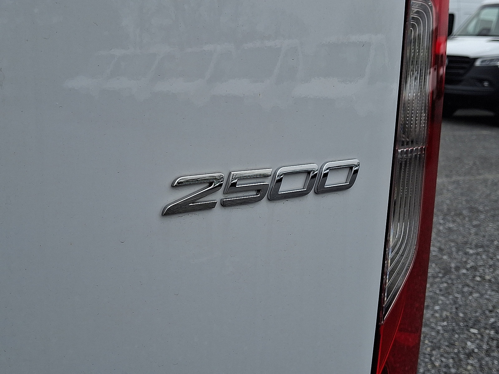 Used 2025 Mercedes-Benz Sprinter 2500 image 30