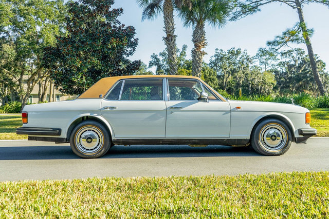 Used 1990 Rolls-Royce Silver Spur II image 9