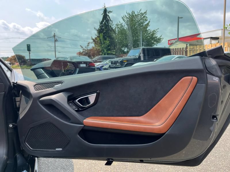 Used 2020 Lamborghini Huracan EVO AWD/4WD image 20