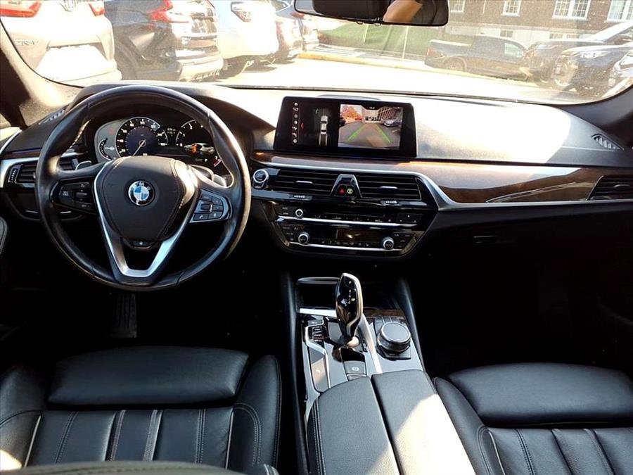 Used 2019 BMW 540i xDrive image 22