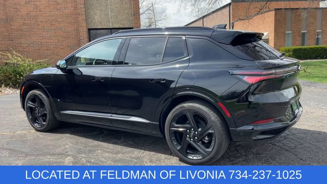 Used 2024 Chevrolet Equinox EV RS FWD image 6