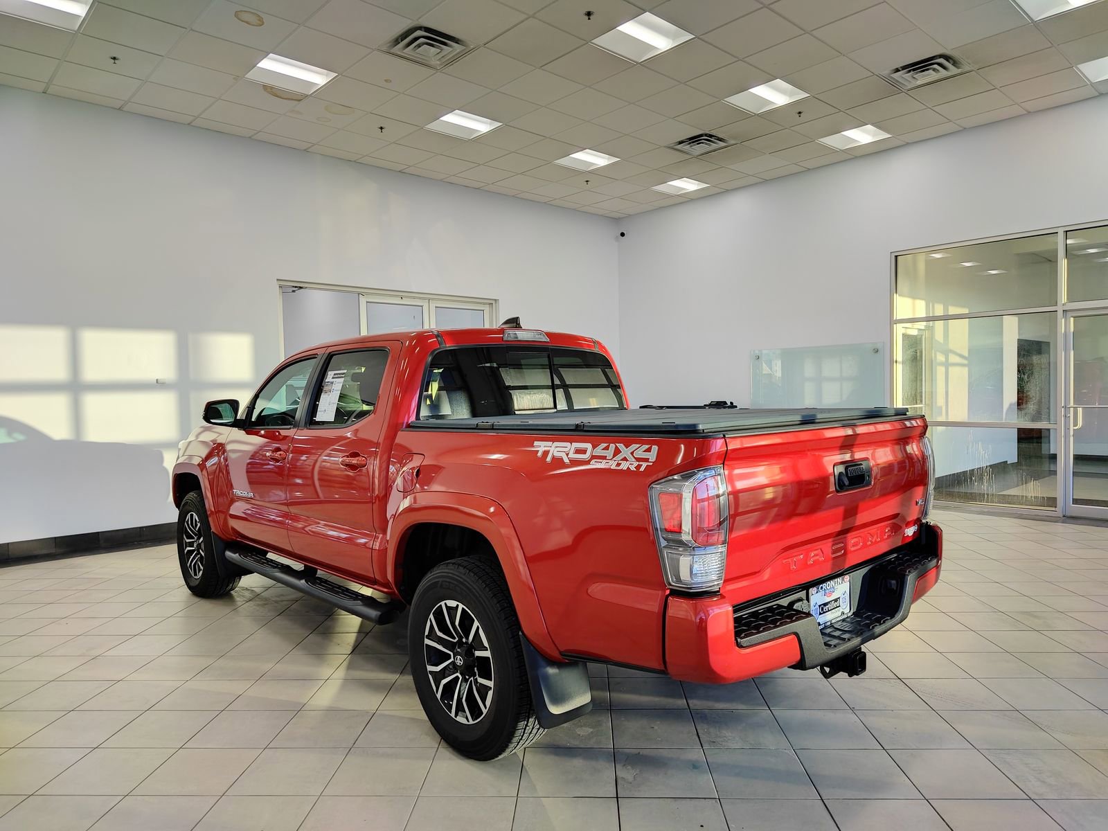 Used 2021 Toyota Tacoma TRD Sport image 4