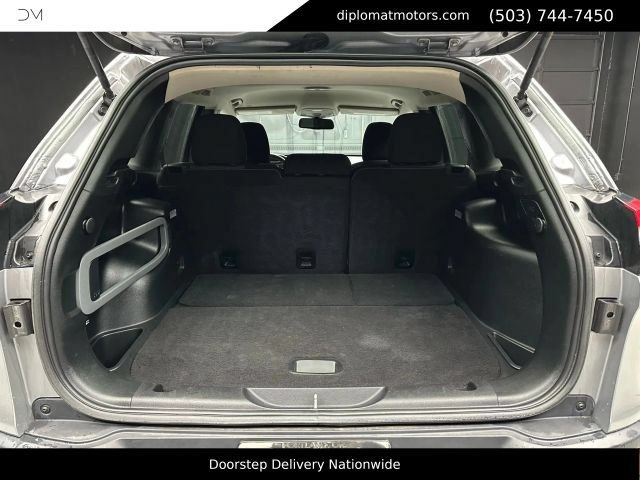 Used 2018 Jeep Cherokee Sport w/ Cold Weather Group AWD/4WD image 44