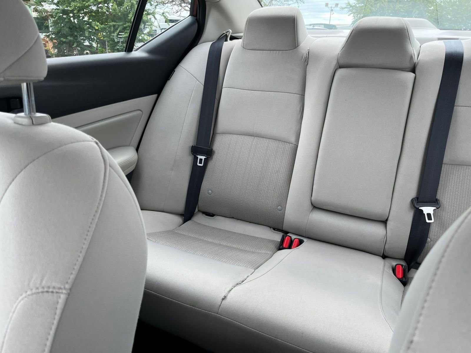 Used 2025 Nissan Altima 2.5 SV image 44