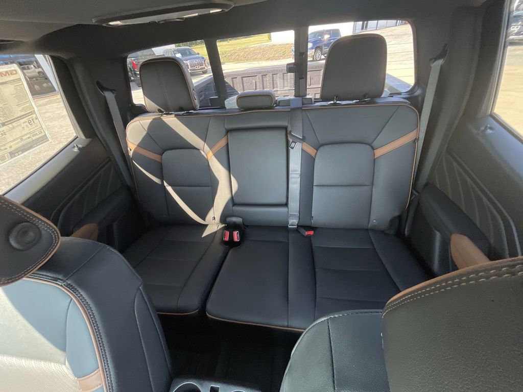 New 2026 GMC Canyon AT4 w/ Technology Plus Package image 14