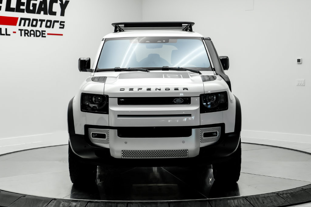 Used 2020 Land Rover Defender 110 SE AWD/4WD image 2