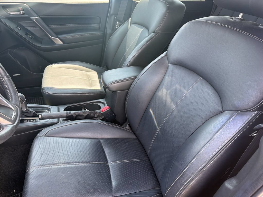 Used 2017 Subaru Forester 2.5i Touring AWD/4WD image 10