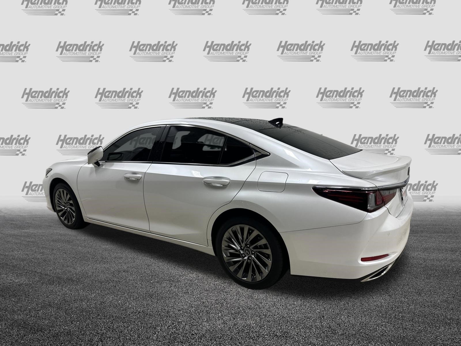 Certified 2025 Lexus ES 350 Luxury w/ Accessory Package (Z1) image 8
