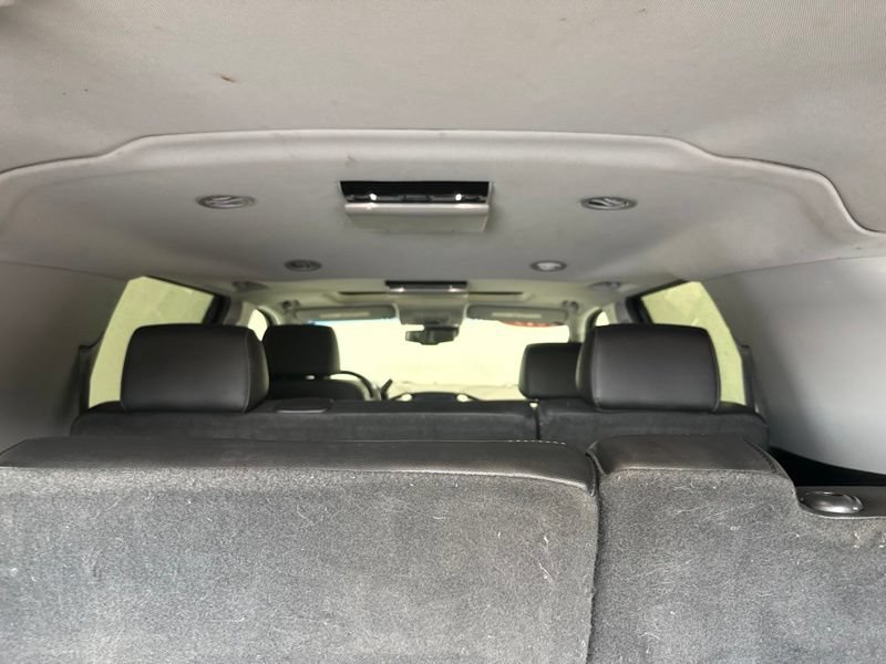 Used 2019 Chevrolet Suburban Premier AWD/4WD image 11