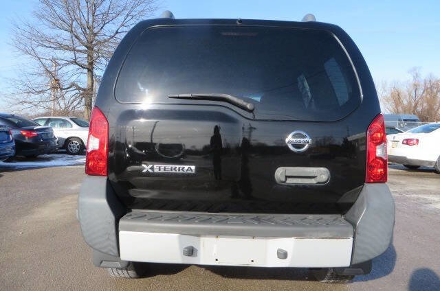 Used 2015 Nissan Xterra S w/ Value Package AWD/4WD image 7