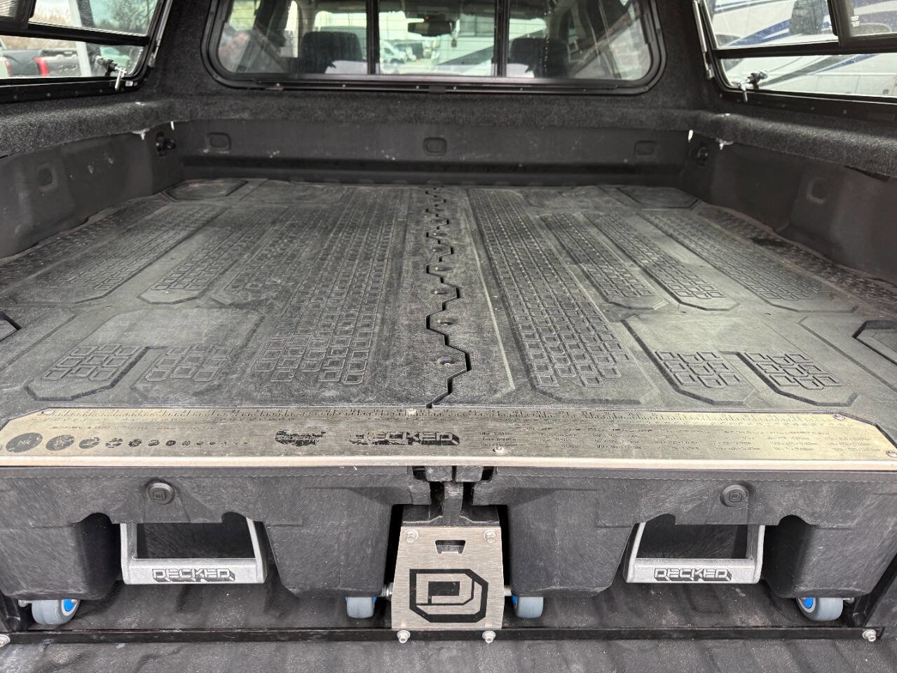 Used 2018 GMC Sierra 1500 SLT image 28
