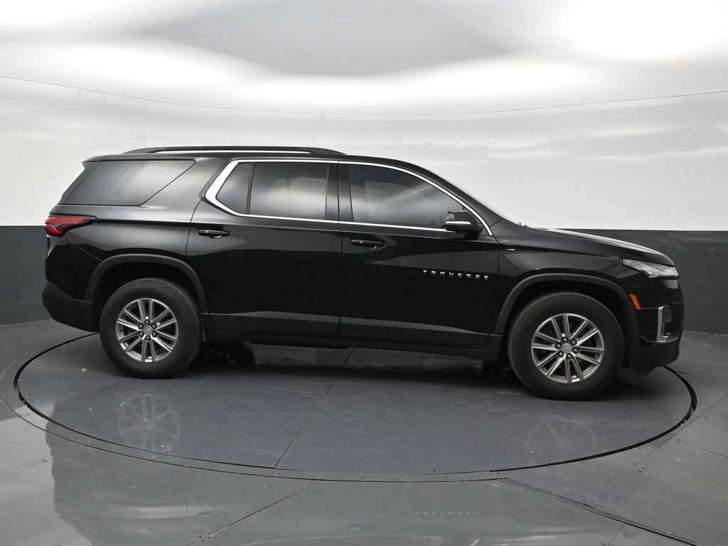 Used 2023 Chevrolet Traverse LT FWD image 6