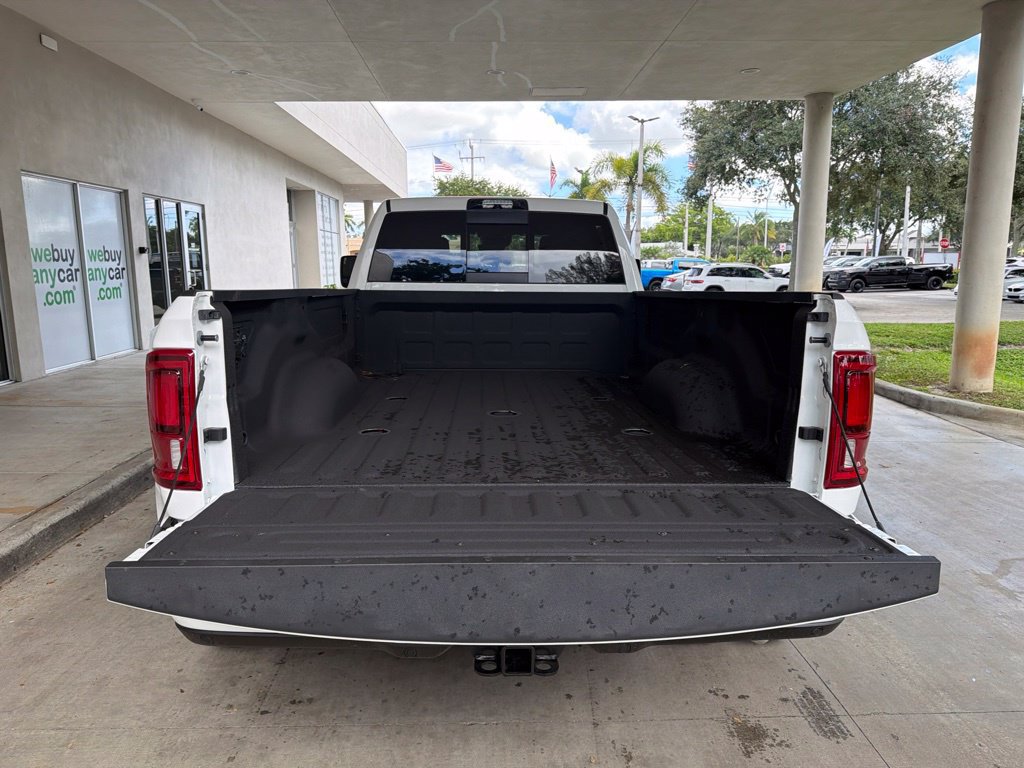 Used 2026 RAM 3500 Laramie w/ Towing Technology Group AWD/4WD image 42